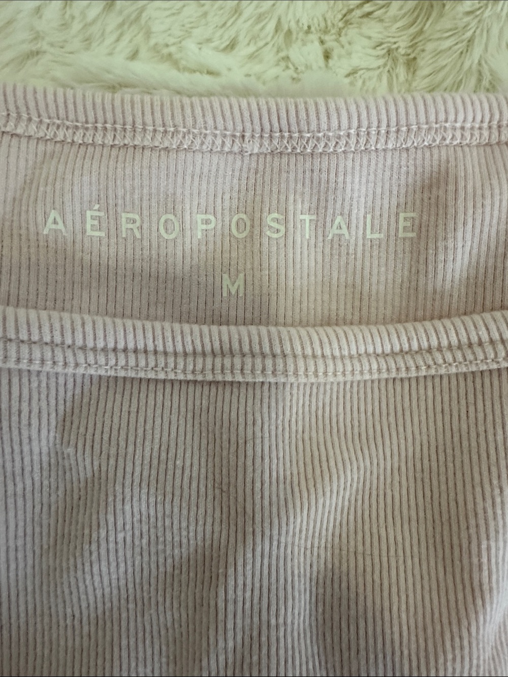 Aeropostale Pale Pink Ribbed Tee Top - Picture 3 of 3